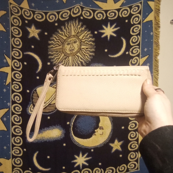 Wallet - Picture 2 of 6